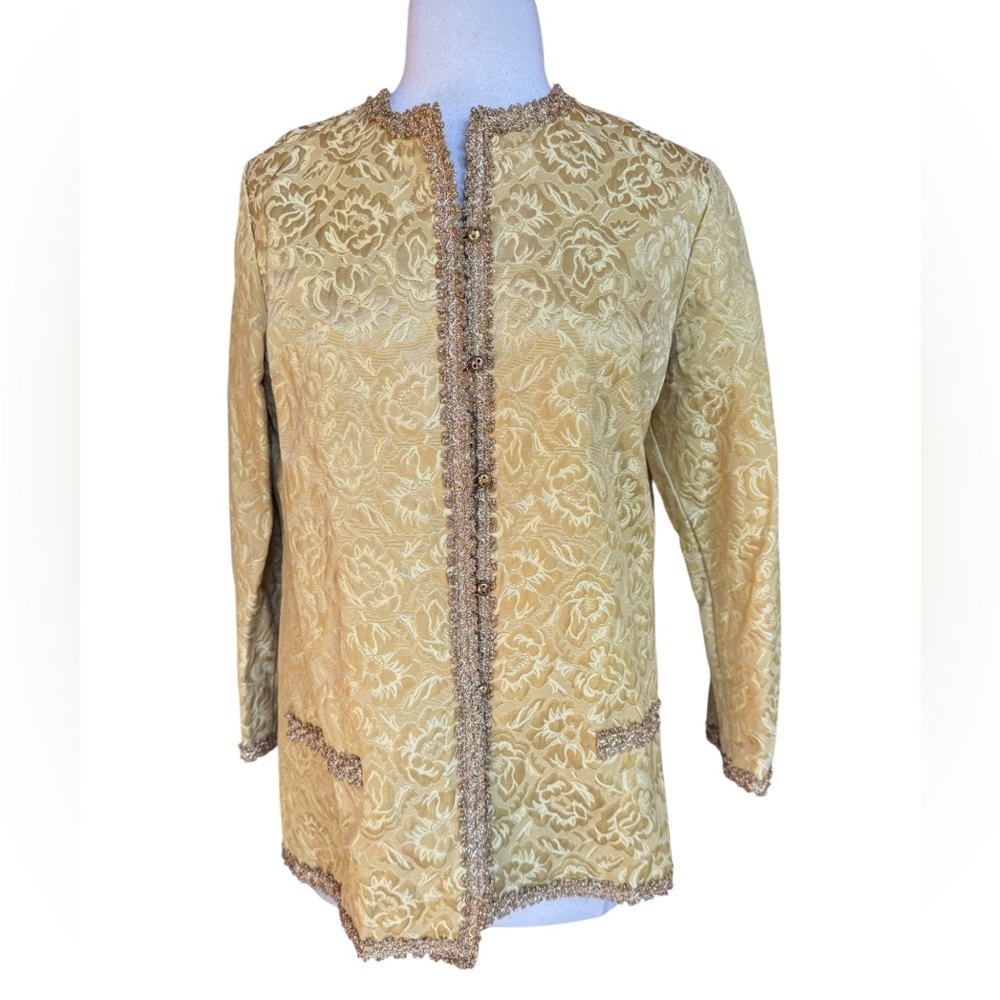 1960s Gold‎ Brocade w/Sparkly Gold Rick Rack Trim & Front Button Closure Blazer